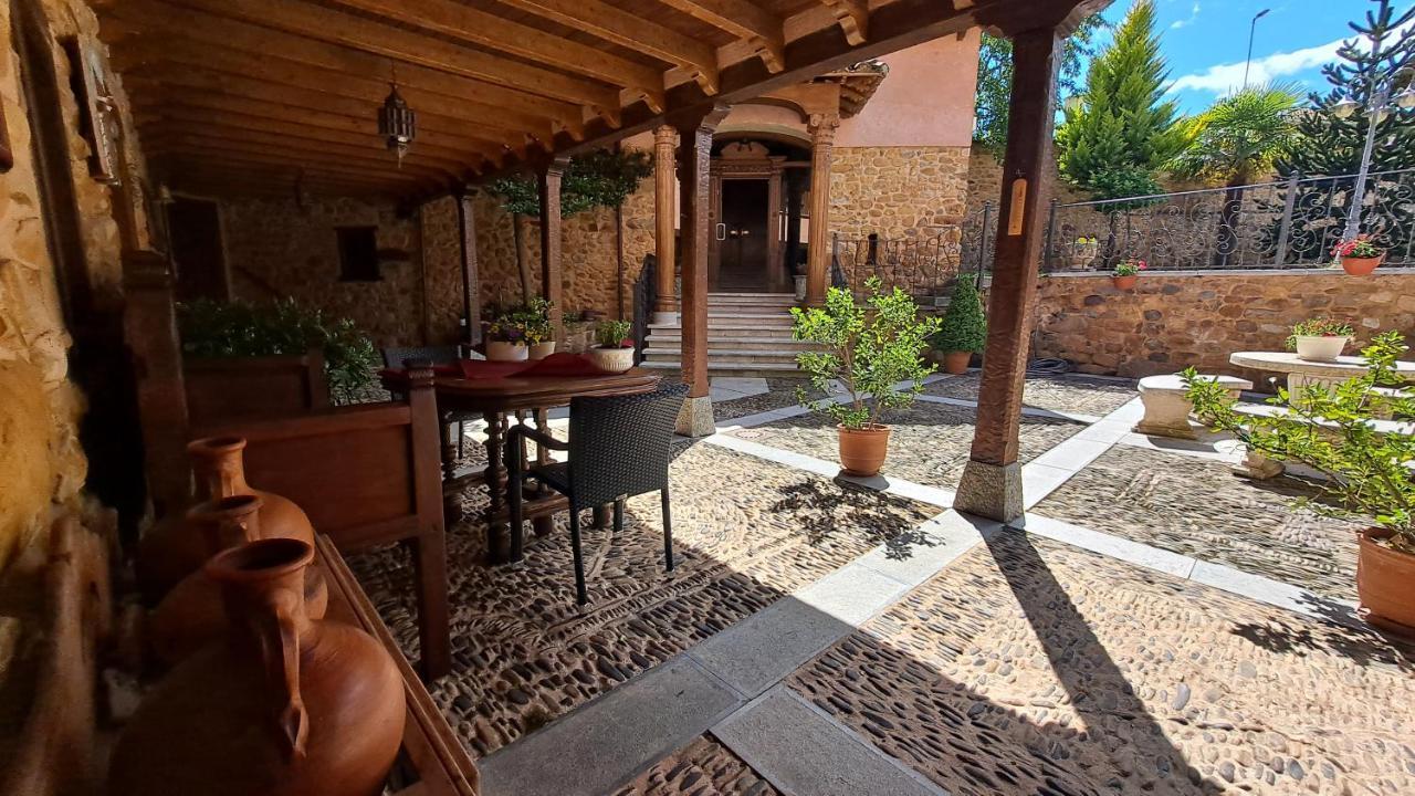 Palacio Del Conde De Rebolledo Villaviciosa de la Ribera Extérieur photo