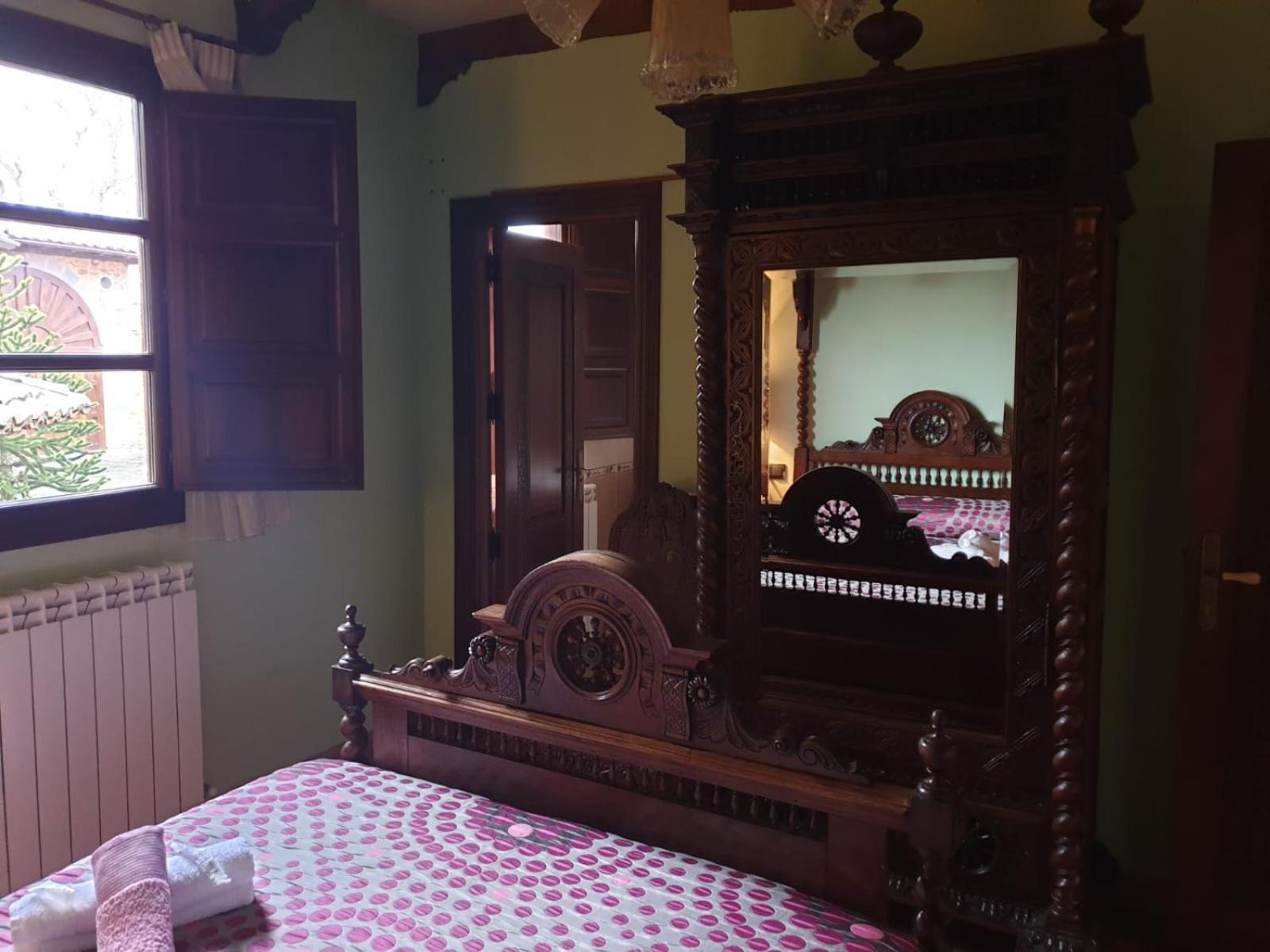 Palacio Del Conde De Rebolledo Villaviciosa de la Ribera Chambre photo