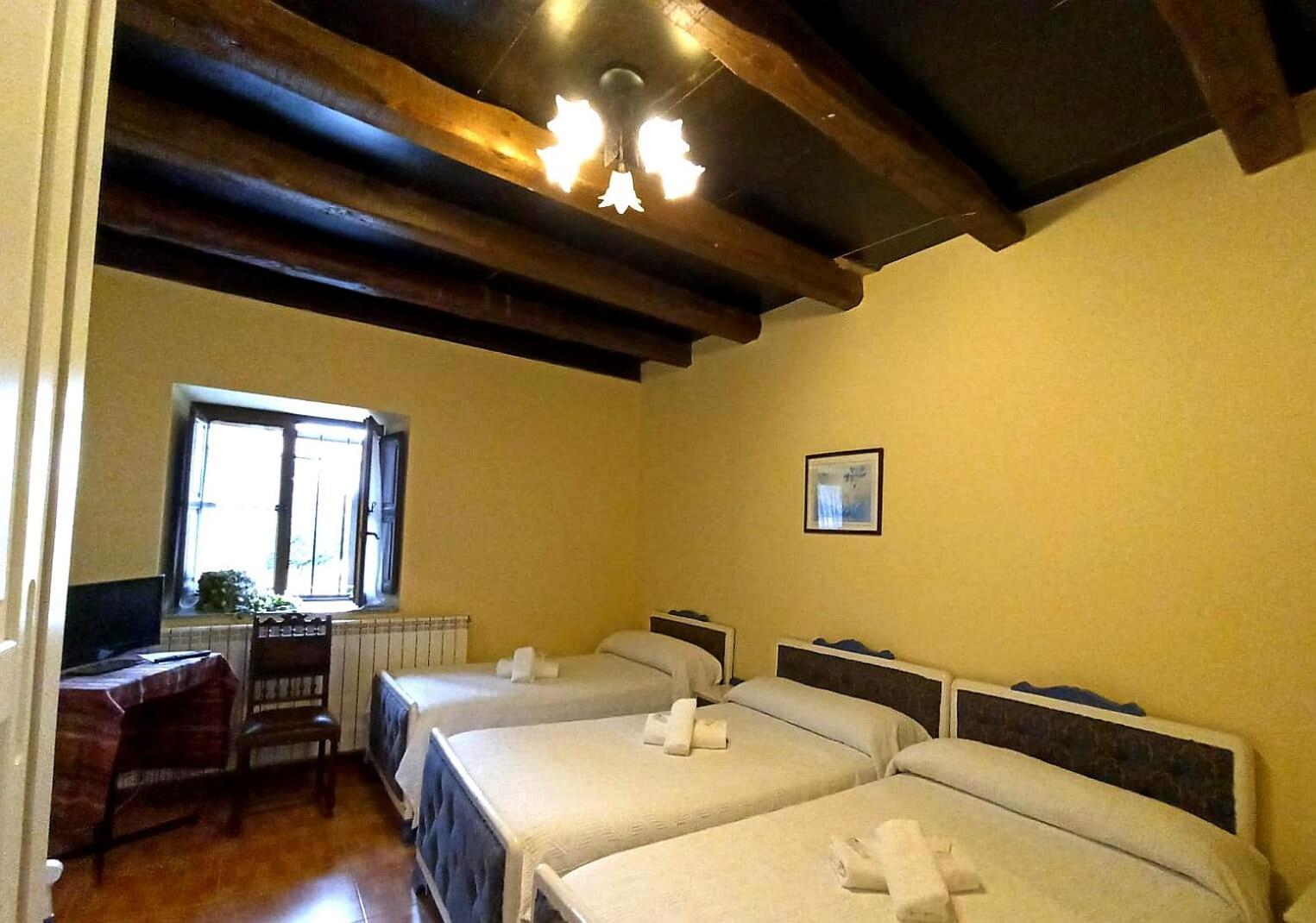 Palacio Del Conde De Rebolledo Villaviciosa de la Ribera Chambre photo